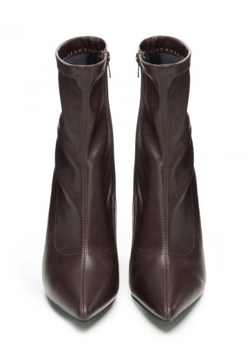 Полусапожки на высоком каблуке