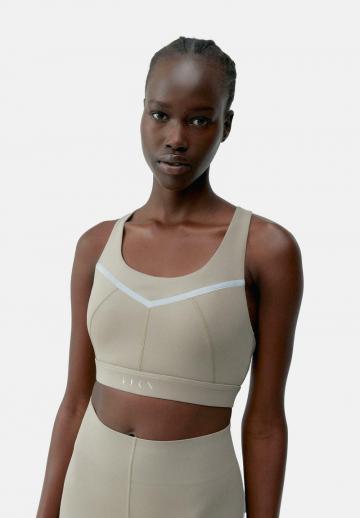 Бюстгальтер без косточек