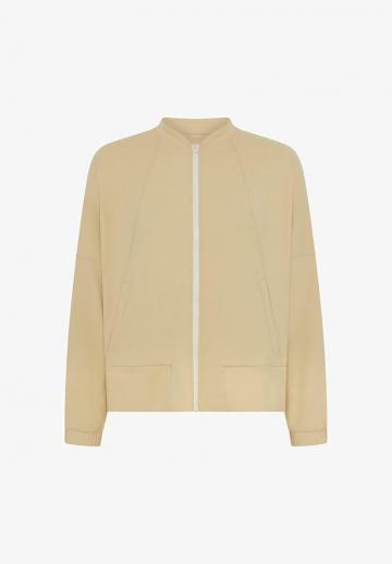 Спортивная куртка