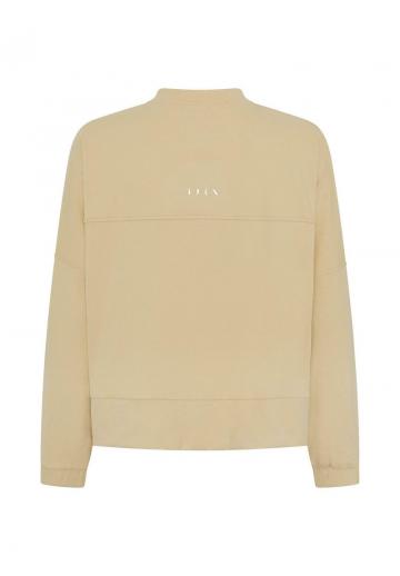 Спортивная куртка