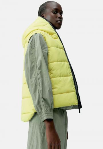 Спортивный жилет