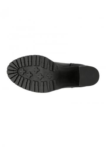 Полусапожки на высоком каблуке