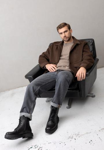 Ботинки на шнуровке