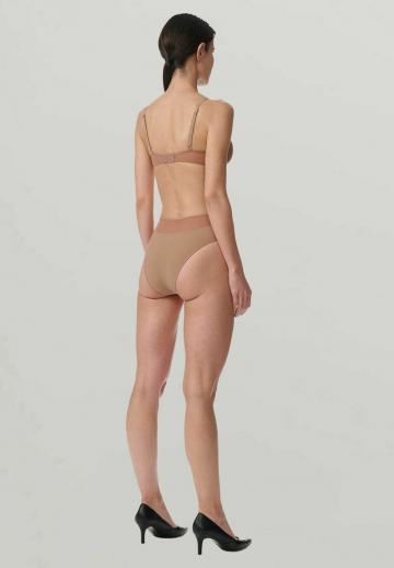 Бюстгальтер без бретелек