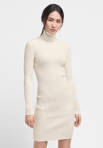 Платье футляр