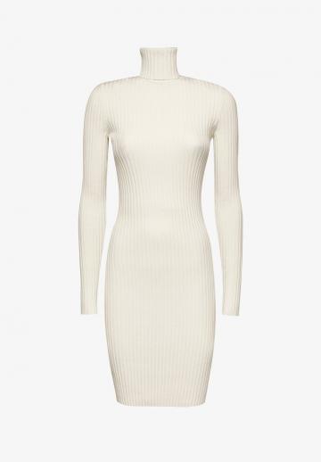 Платье футляр