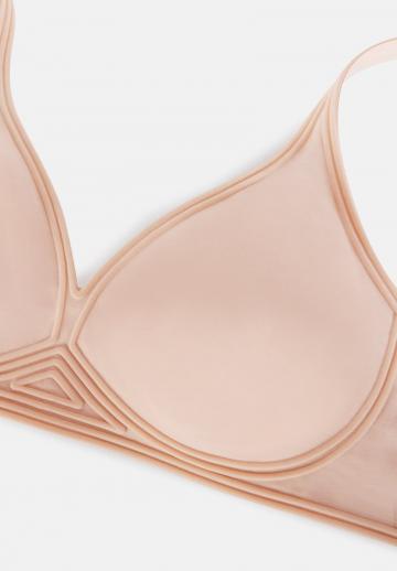 Бюстгальтер без косточек