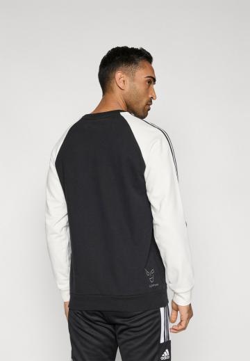 Спортивная кофта