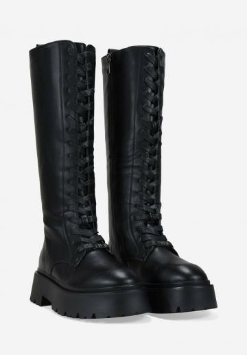 Сапоги на шнуровке