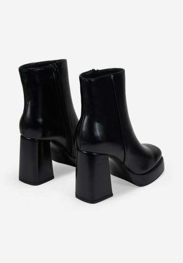 Полусапожки на платформе