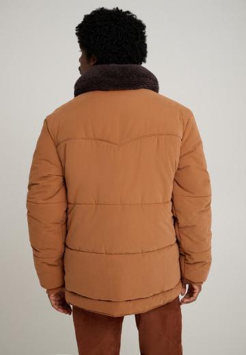 Зимняя куртка