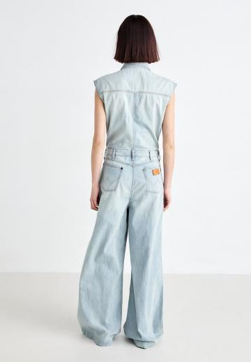 Джинсовая жилетка