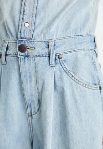 Джинсовая жилетка