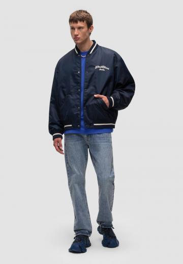 Куртка бомбер