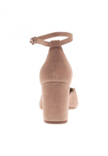 Туфли с ремешком