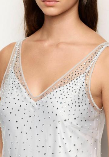 Блузка без рукавов