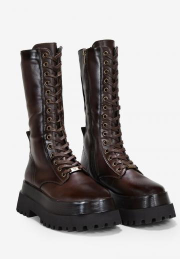 Сапоги на шнуровке