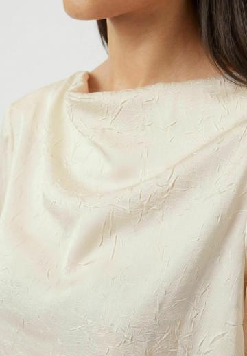 Атласная блузка