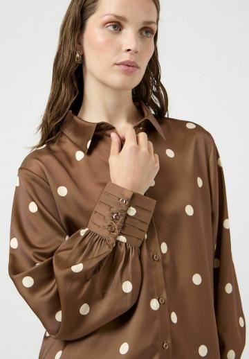 Атласная блузка