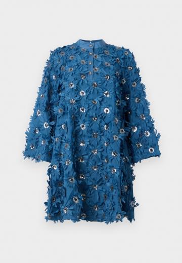 Длинное платье