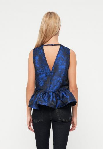 Блузка без рукавов