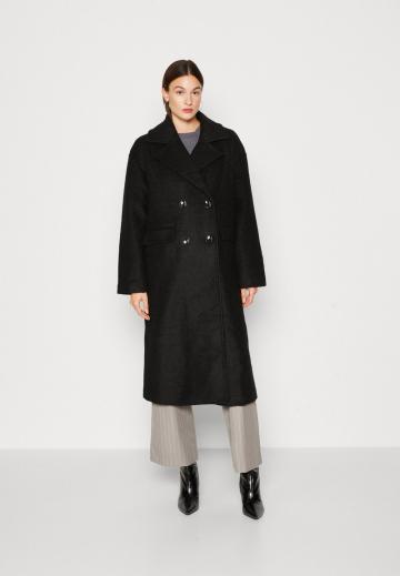 Шерстяное пальто