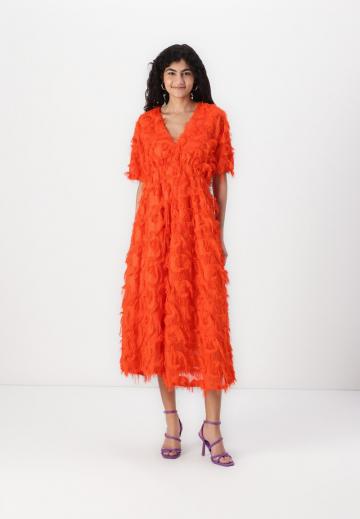 Коктейльное платье