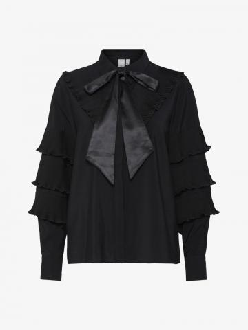 Атласная блузка