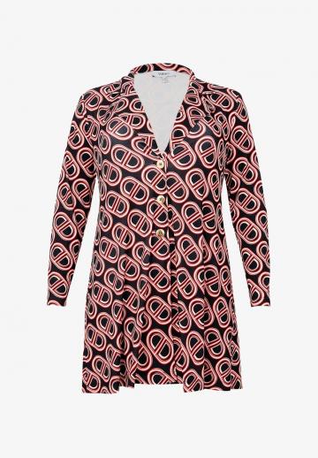 Короткое пальто