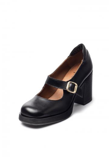 Туфли с ремешком