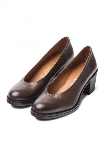 Туфли с высоким носом