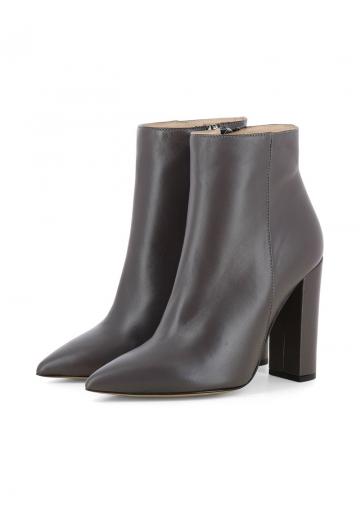 Полусапожки на высоком каблуке