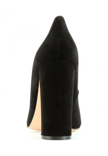 Туфли на высоком каблуке