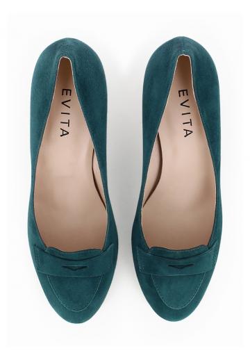 Туфли с высоким носом