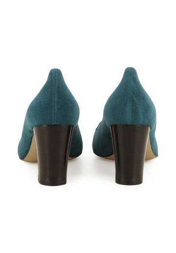 Туфли с высоким носом