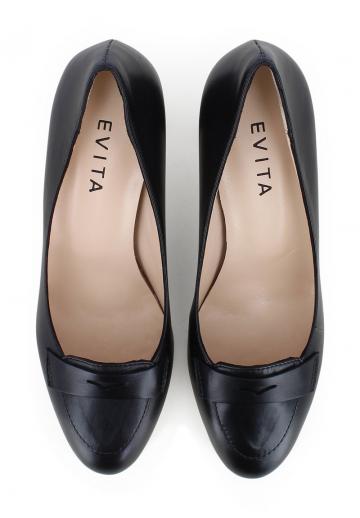 Туфли с высоким носом