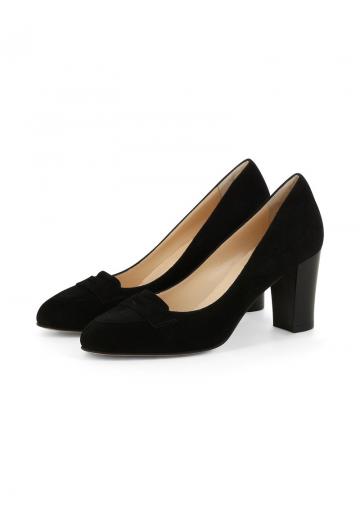 Туфли с высоким носом