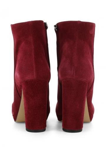 Полусапожки на высоком каблуке