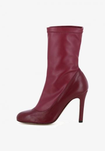 Полусапожки на высоком каблуке