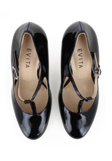 Туфли с высоким носом