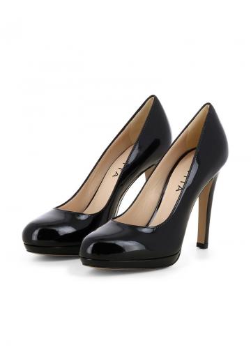 Туфли на высоком каблуке