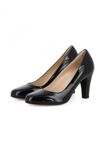 Туфли с высоким носом