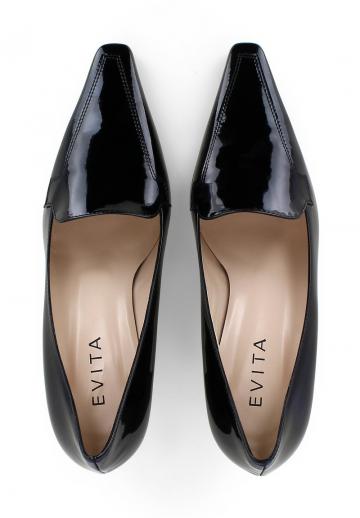 Туфли с высоким носом