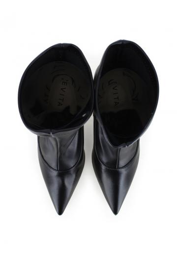 Полусапожки на высоком каблуке