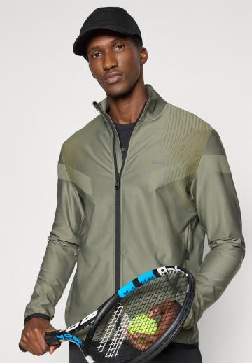 Спортивная куртка