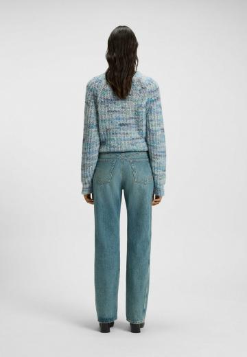 Прямые джинсы