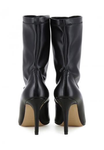 Полусапожки на высоком каблуке