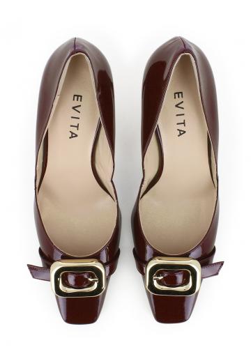 Туфли на высоком каблуке