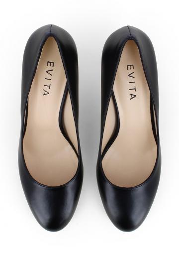 Туфли с высоким носом