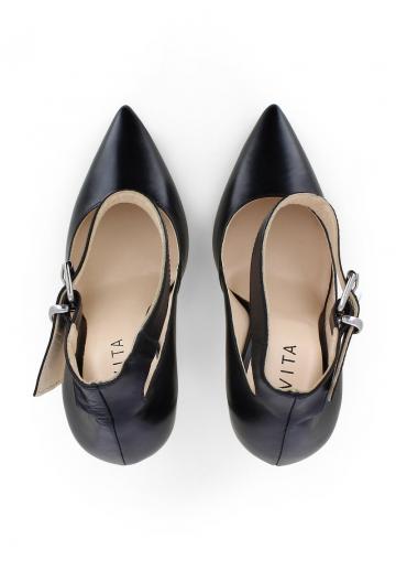 Туфли на высоком каблуке